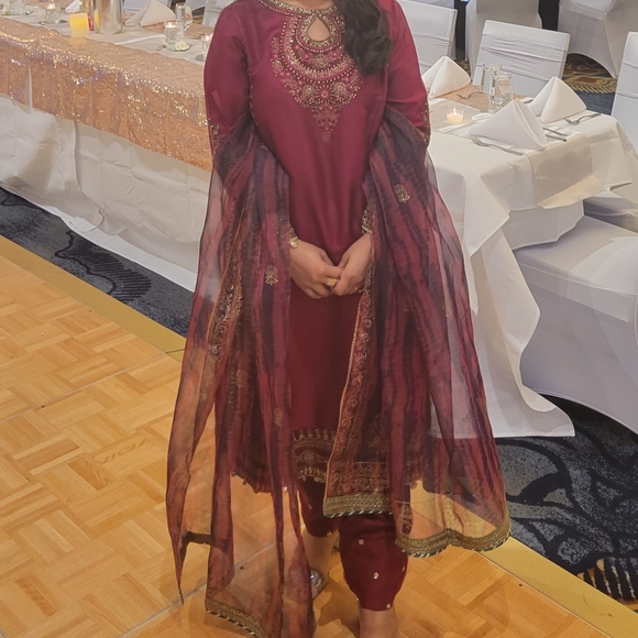 Pakistani shalwar kameez - Picture 8 of 8